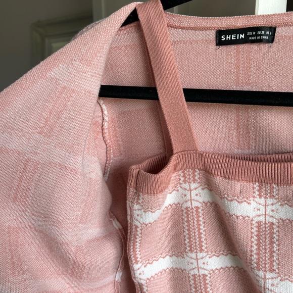 Cropped top and sweater set - Picture 3 of 4